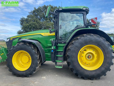 E-FARM: John Deere 8R 310 - Τρακτέρ - id RJV3HYV - 250.000 € - Χρονία: 2023 - Μετρητής ωρών: 900,Ισχύς κινητήρα: 310,Γαλλία