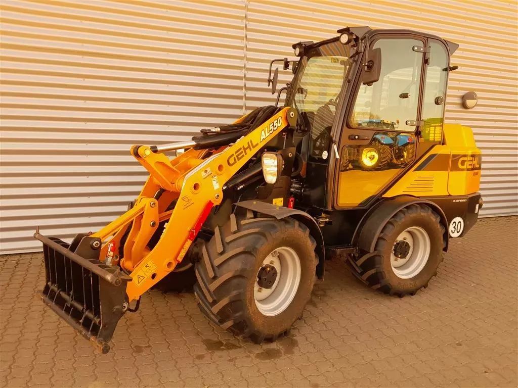 E-FARM: Gehl al550 m. kabine - Chargeuse sur pneus - id 6YHAJLQ - Année: 2022 - Puissance du moteur (chevaux): 55,Danemark