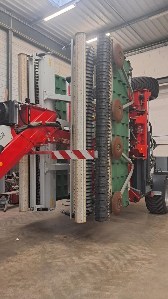 E-FARM: reiter respiro r9 profi - Faneuse - id HHWLSRT - Année: 2021 - France