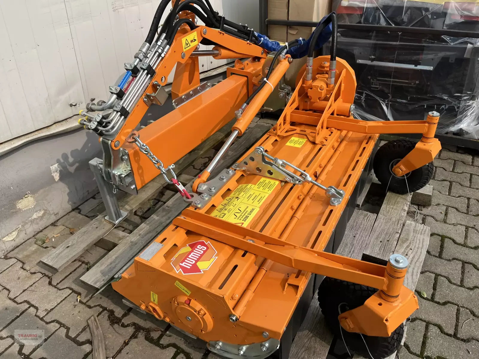 E-FARM: humus gls145 - Mulcz - id RDHWSKP - 8500 € - Rok produkcji: 2023 - Niemcy
