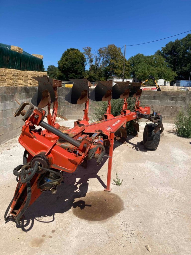 Kuhn varimaster 152 nsh Plough €15,000