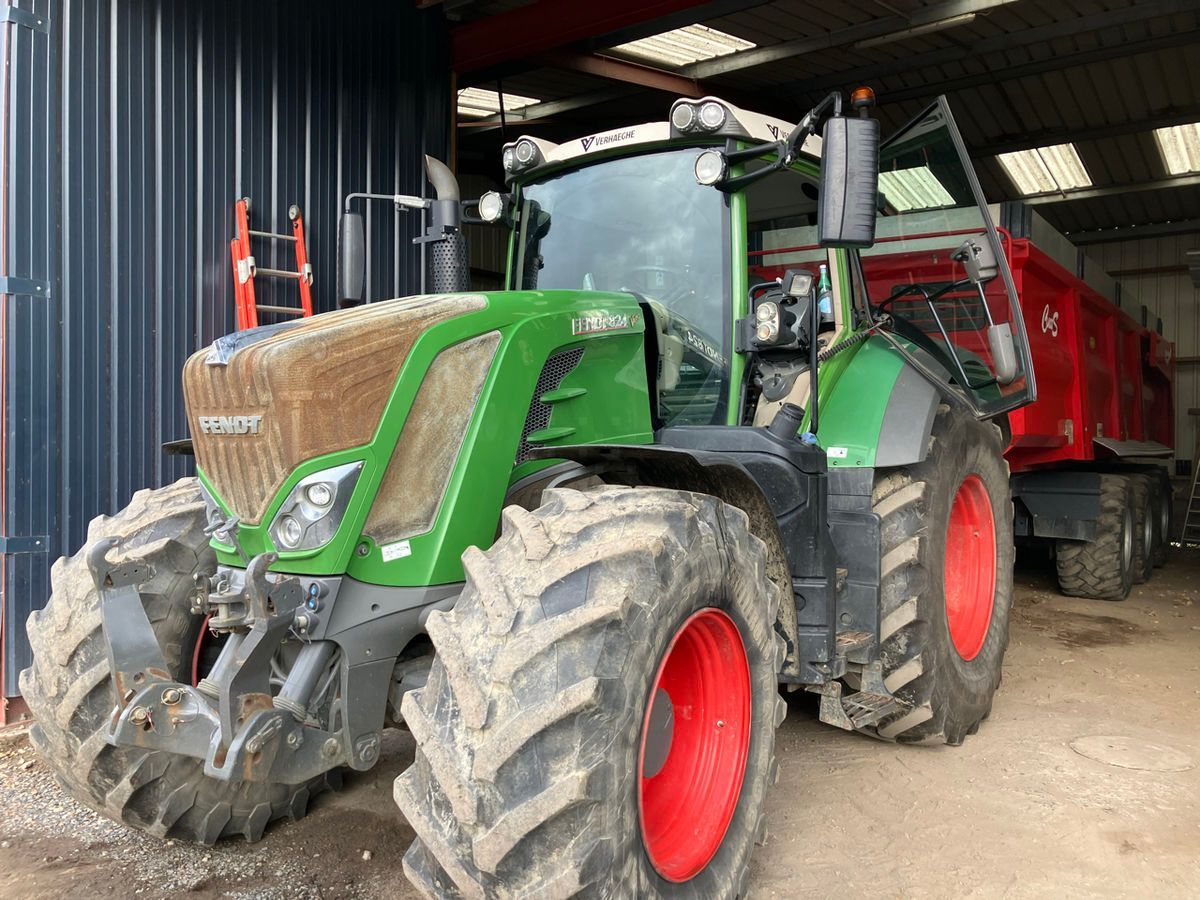 Fendt 824 Vario Profi Plus Traktor 80.000 €