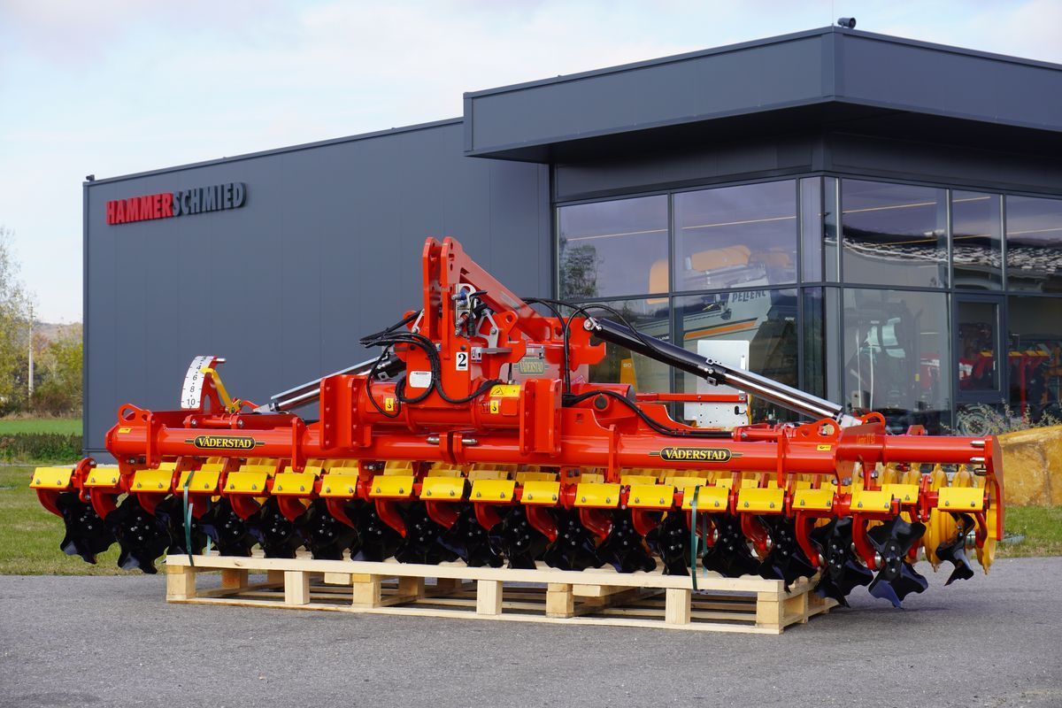 E-FARM: VÄDERSTAD carrier xt 425 - Rastra de discos y disco compacto - id FPGGHPF - 33.000 € - Año: 2023 - Austria