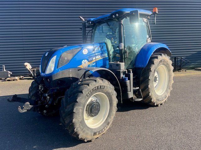 E-FARM: New Holland T7.190 - Traktor - id ZXD1J4D - 62.500 € - Produktionsår: 2017 - Motortimer: 3.595,Motoreffekt (HP): 170,Frankrig