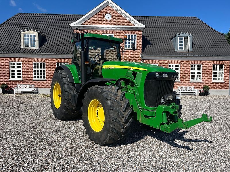 John Deere 8220 Traktor 38 000 €
