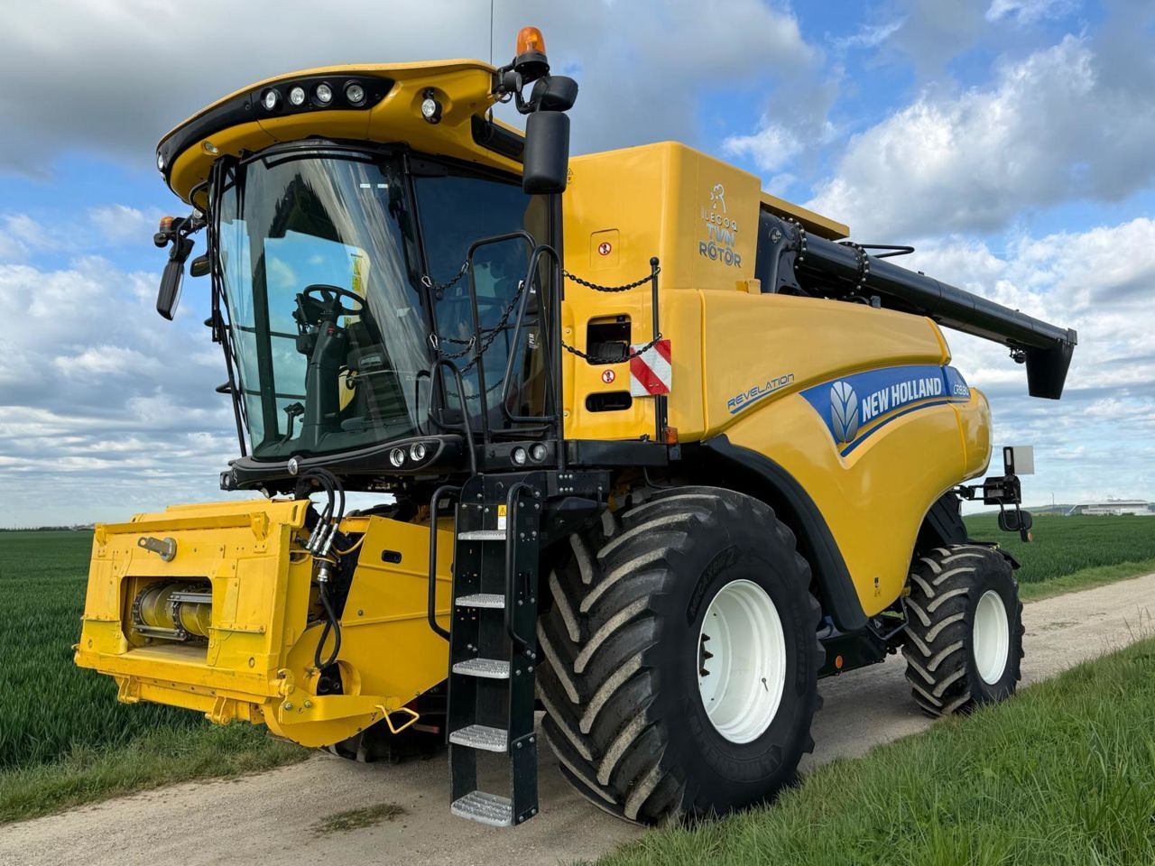 New Holland CR 8.80 Mähdrescher 249.000 €