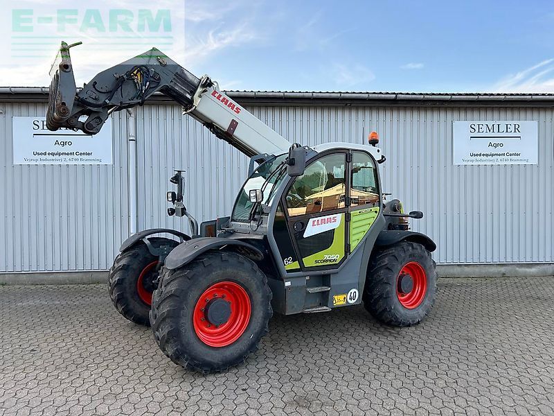 Claas scorpion 7050 Ładowacz teleskopowy 44 830 €