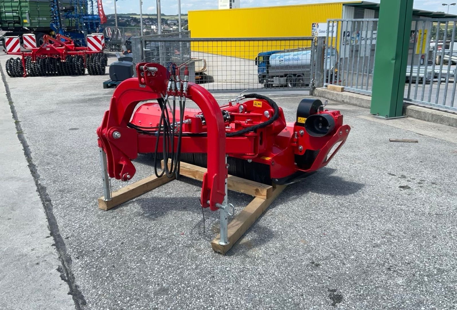 TEHNOS MB 220R LW Broyeur 6 375 €