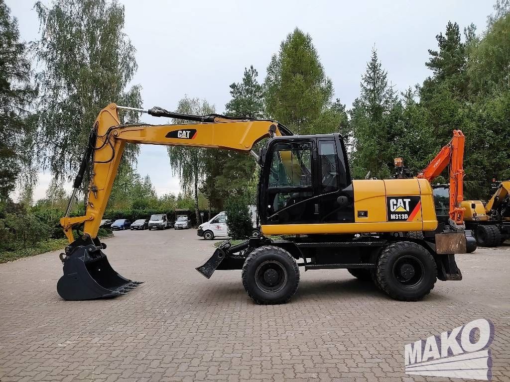 Caterpillar m 313 d Wheeled excavator €42,452