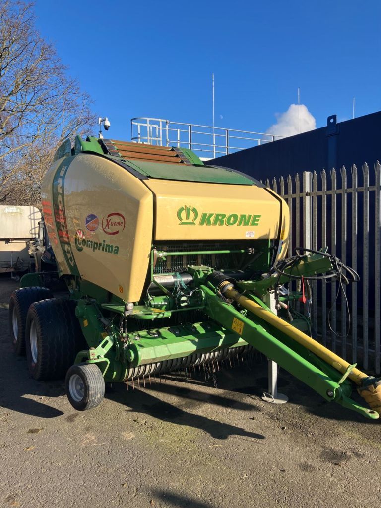 E-FARM: Krone v150xcx-treme - Empacadora - id RZLVXZZ - 18.097 € - Año: 2018 - Las balas producidas: 51.000,Reino Unido