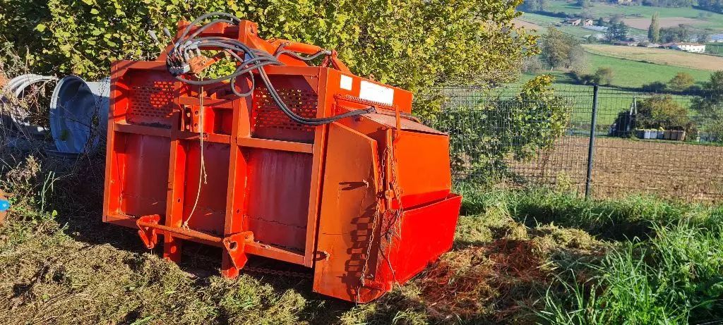 E-FARM: Jeantil d1650 - Mixer feeder - id WDSZISM - Year of construction: 2004 - France