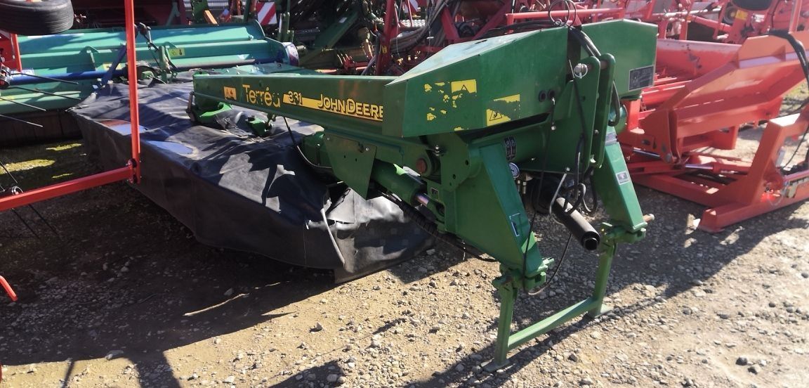E-FARM: John Deere 331 - Mower - id XYVBVRS - Year of construction: 2016 - France