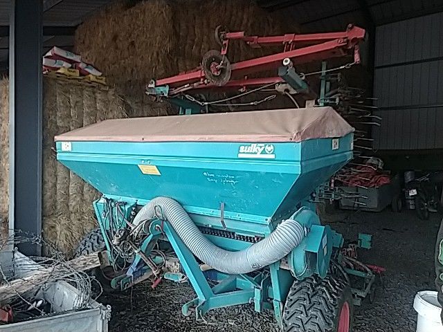 E-FARM: sulky spi solo - Semoir - id 4MPNVAL - 6 900 € - Année: 1996 - France