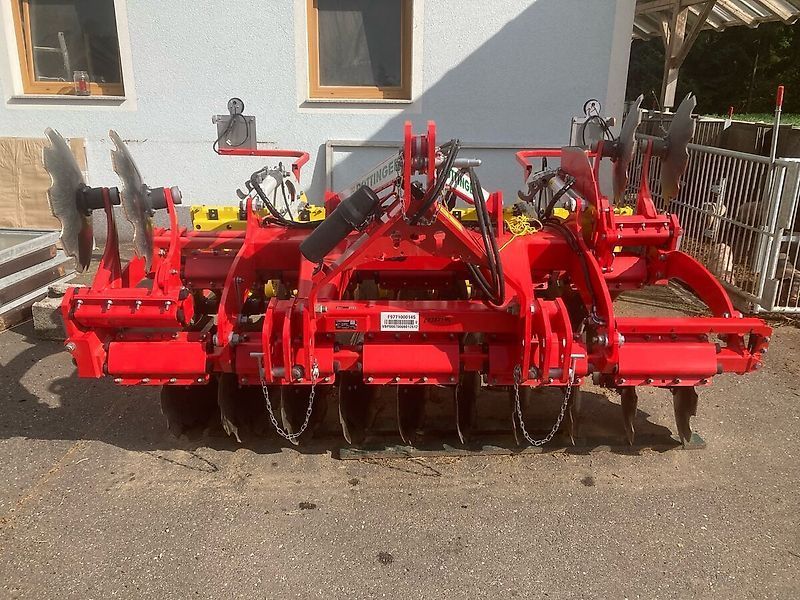 E-FARM: pöttinger Terradisc 3001 - Scheibenegge - id XWIGZ8F - 15.750 € - Baujahr: 2023 - Österreich