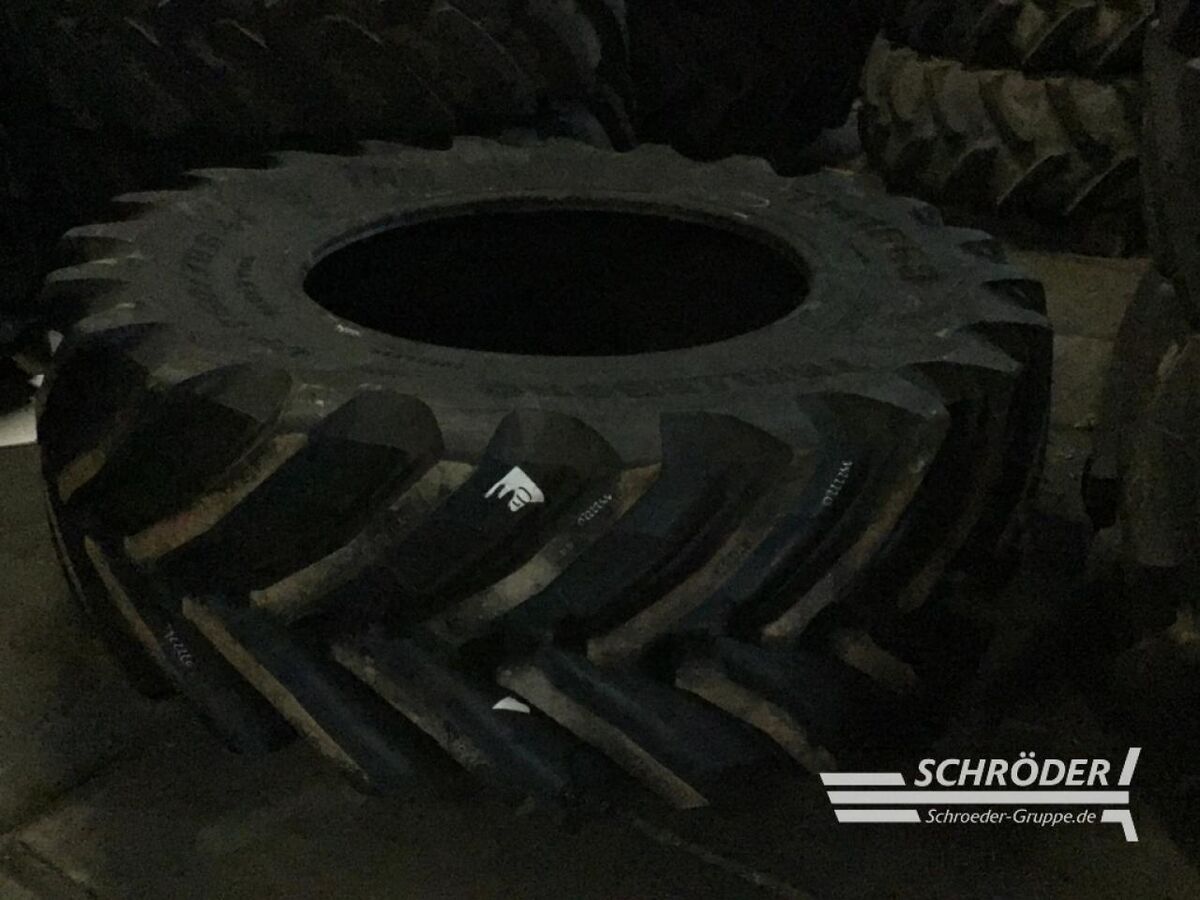 E-FARM: TRELLEBORG 750/70 r44 - Wheel and track - id HWEBKWC - €6,151 - Year of construction: 2022 - Germany