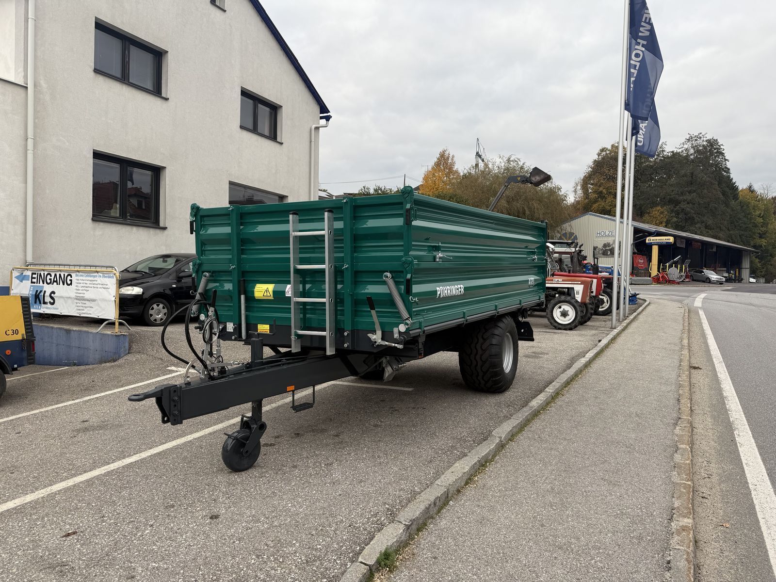 PÜHRINGER 4121 Dumper €13,750