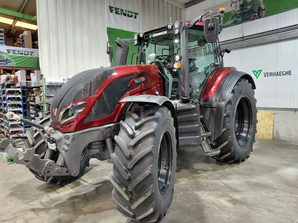 E-FARM: Valtra T175 - Tractor - id XDL4DTX - €123,000 - Year of construction: 2023 - Engine hours: 1,200,Engine power (HP): 175,France