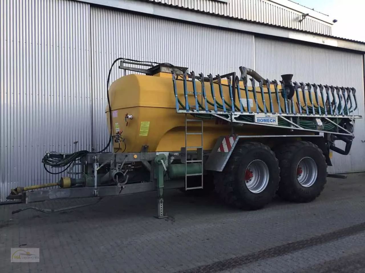 E-FARM: Marchner pfw 18.500 l tandem - Slurry equipment other - id WNATWQA - €56,000 - Year of construction: 2009 - Germany