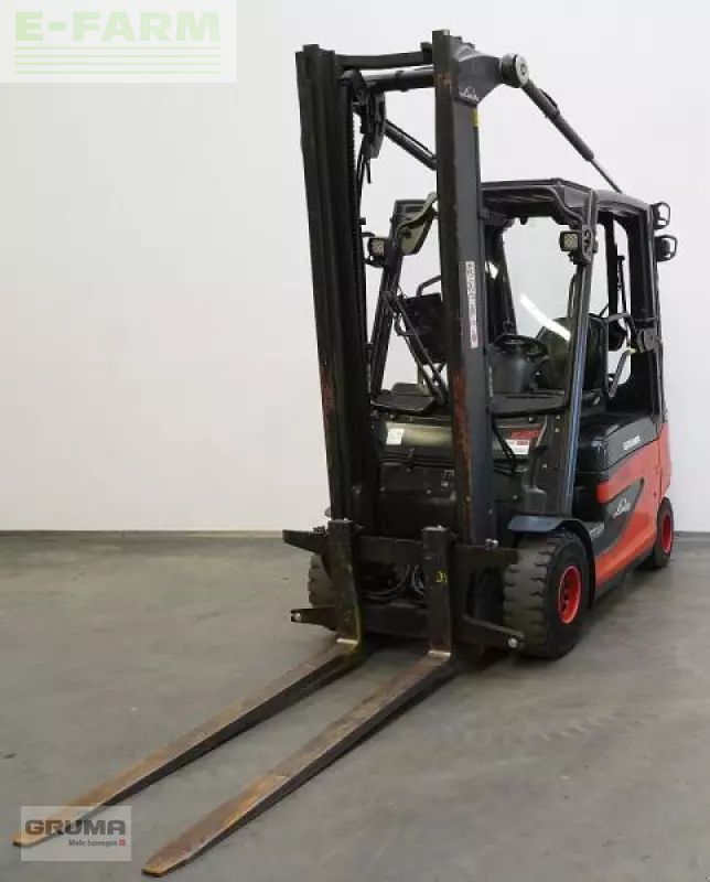 Linde e 25 387 Chariot élévateur 12 500 €