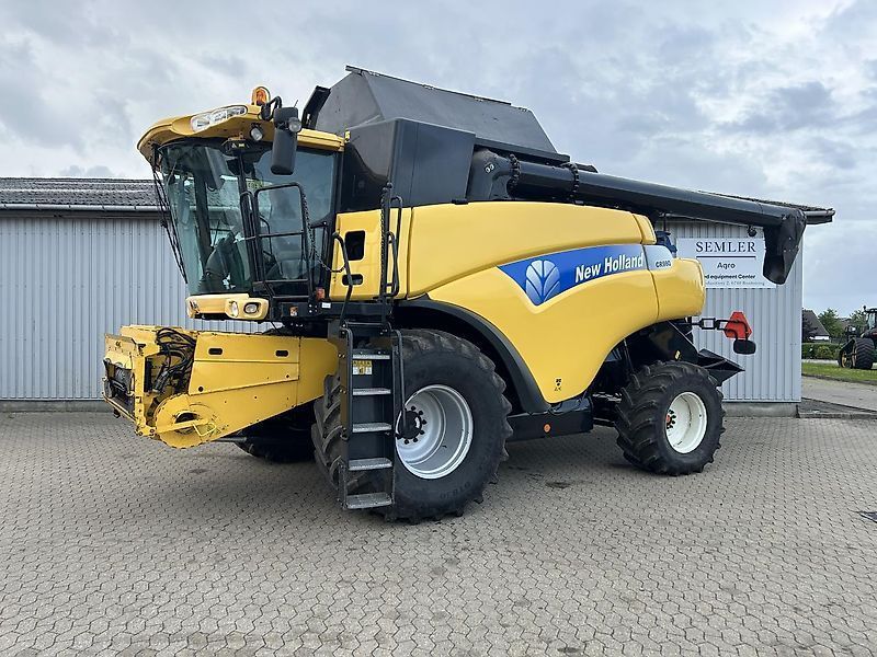 E-FARM: New Holland CR 980 - Cosechadora - id X4QTVH6 - 60.260 € - Año: 2005 - Horas: 3115,Dinamarca