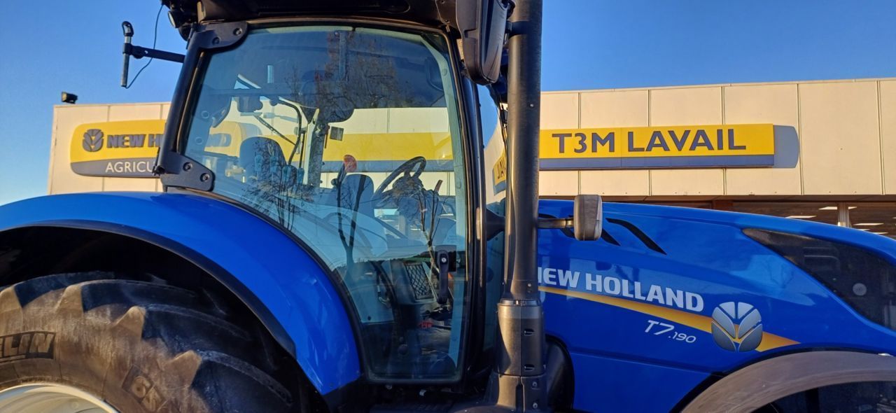 E-FARM: New Holland T7.190 - Traktor - id HIFWZFP - 66.500 € - Baujahr: 2017 - Abgelesene Motorstunden: 3.998,Motorleistung (PS): 150,Frankreich