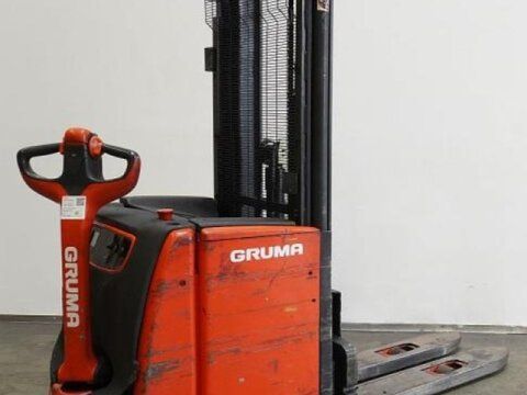 E-FARM: Linde l 20 1173 - Maszt sztaplowy - id NLZJSZR - 7450 € - Rok produkcji: 2018 - Motogodziny: 2532,Niemcy