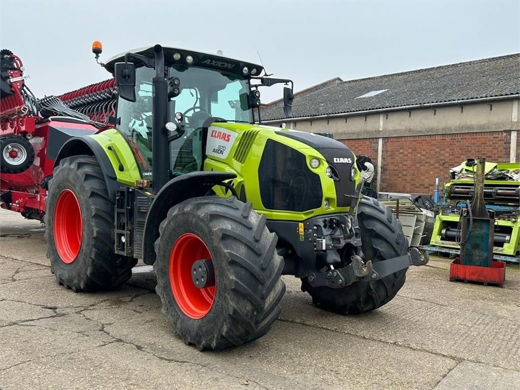 Claas Axion 870 Traktor 100.547 €