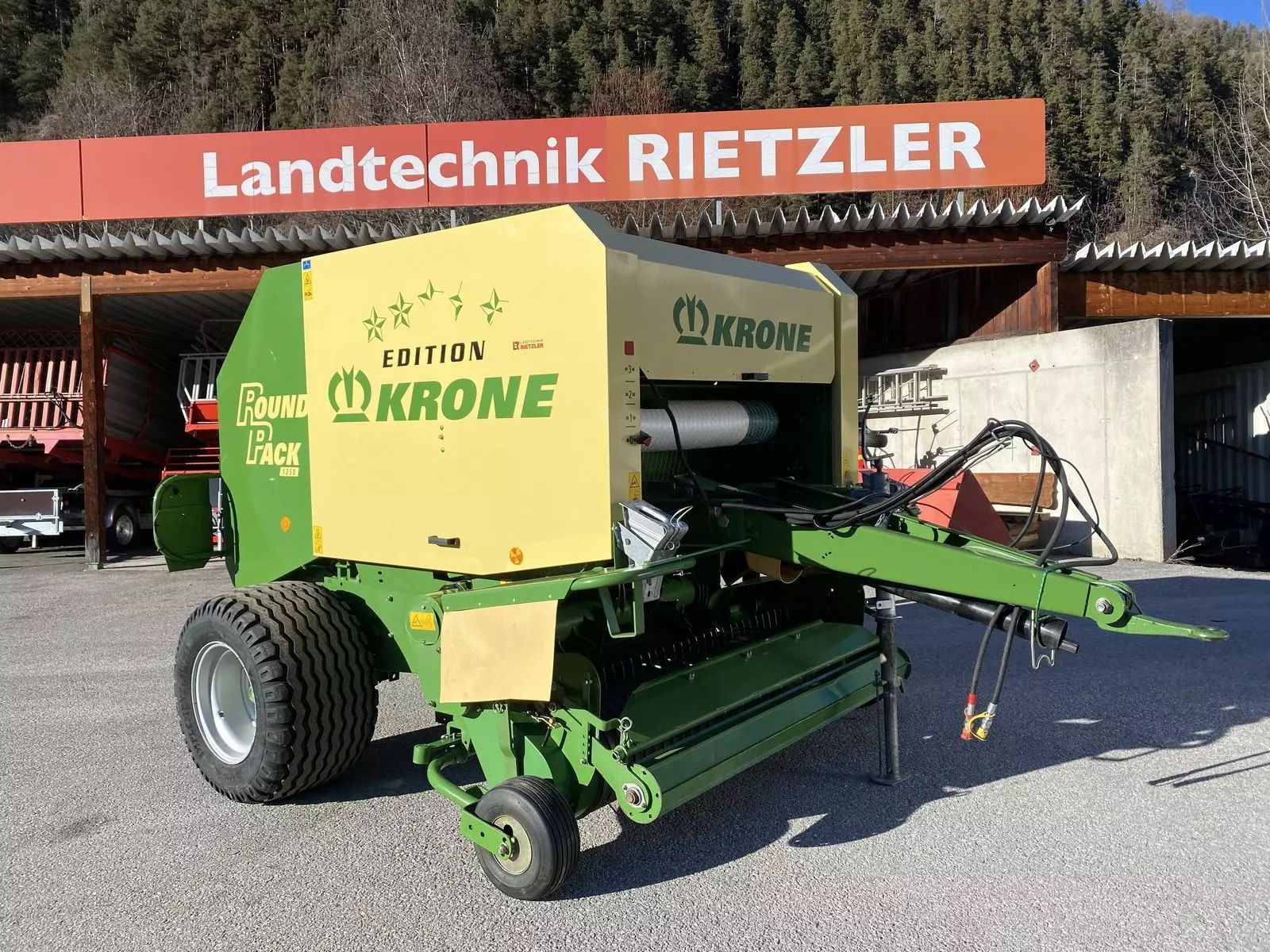 Krone Round Pack 1250 Balownica 23 000 €