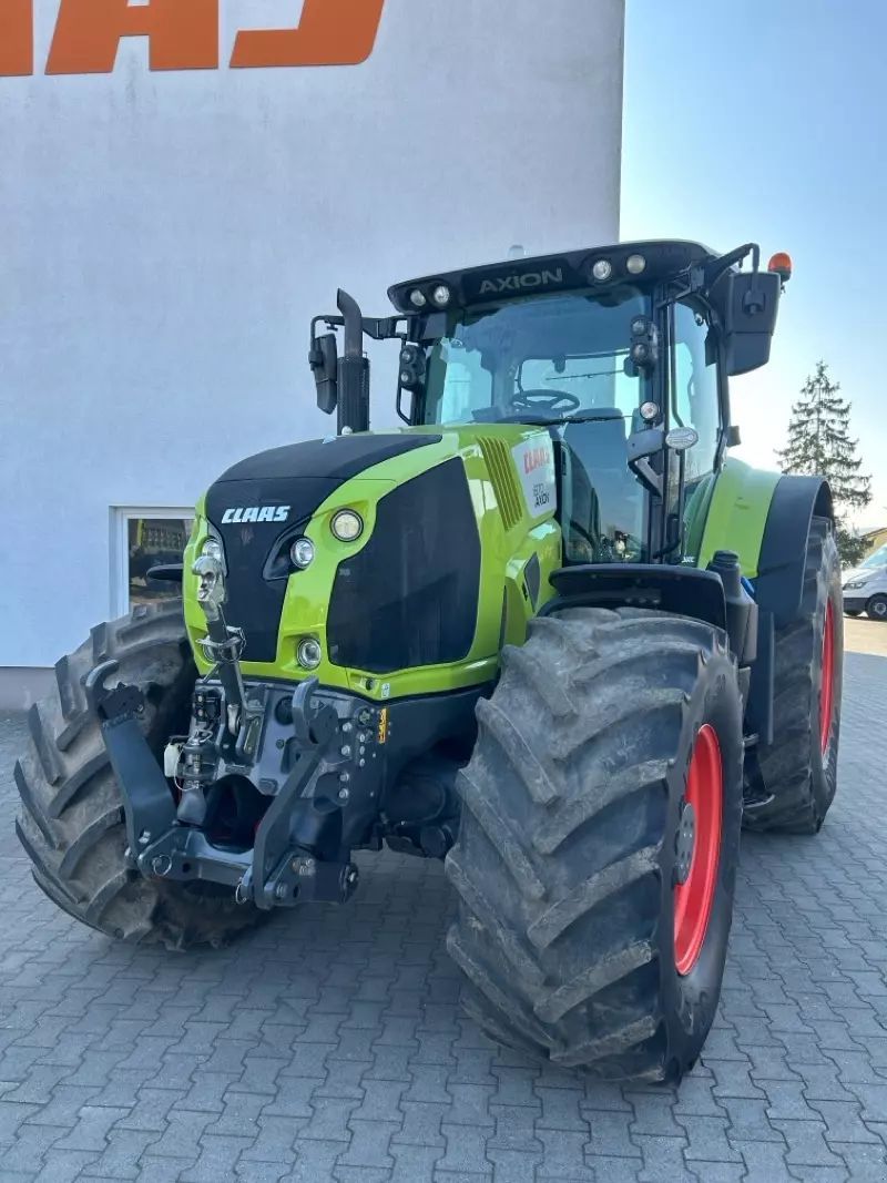 Claas Axion 870 Tractor €81,000