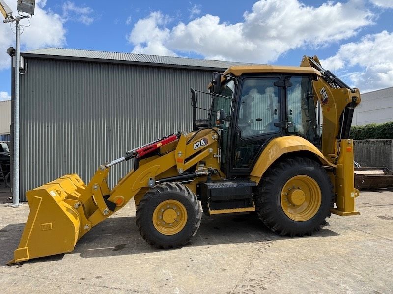 Caterpillar 424 Backhoe loader €46,500