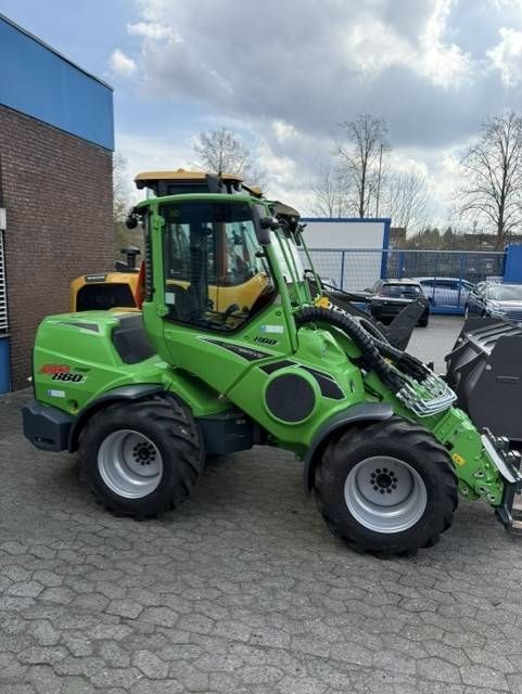 Avant kompaktlader 860 i Skid steer loader €59,000