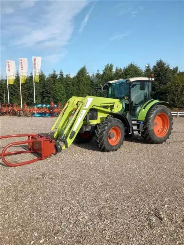 Claas Arion 460 Tractor €66,256