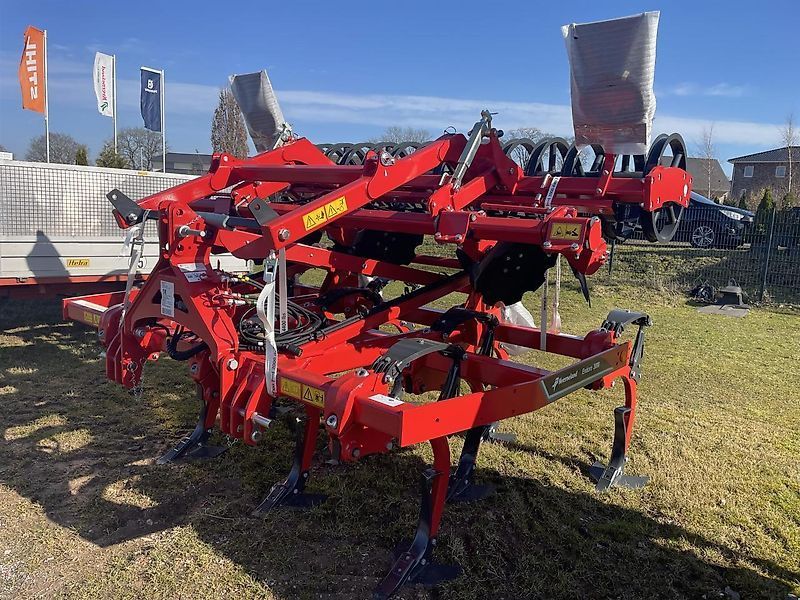 Kverneland Enduro 3000 Cultivator