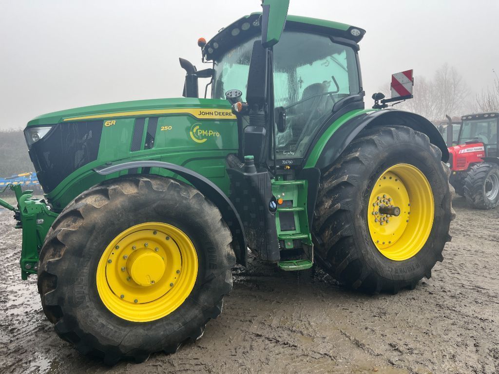 John Deere 6R 250 Tractor €159,500