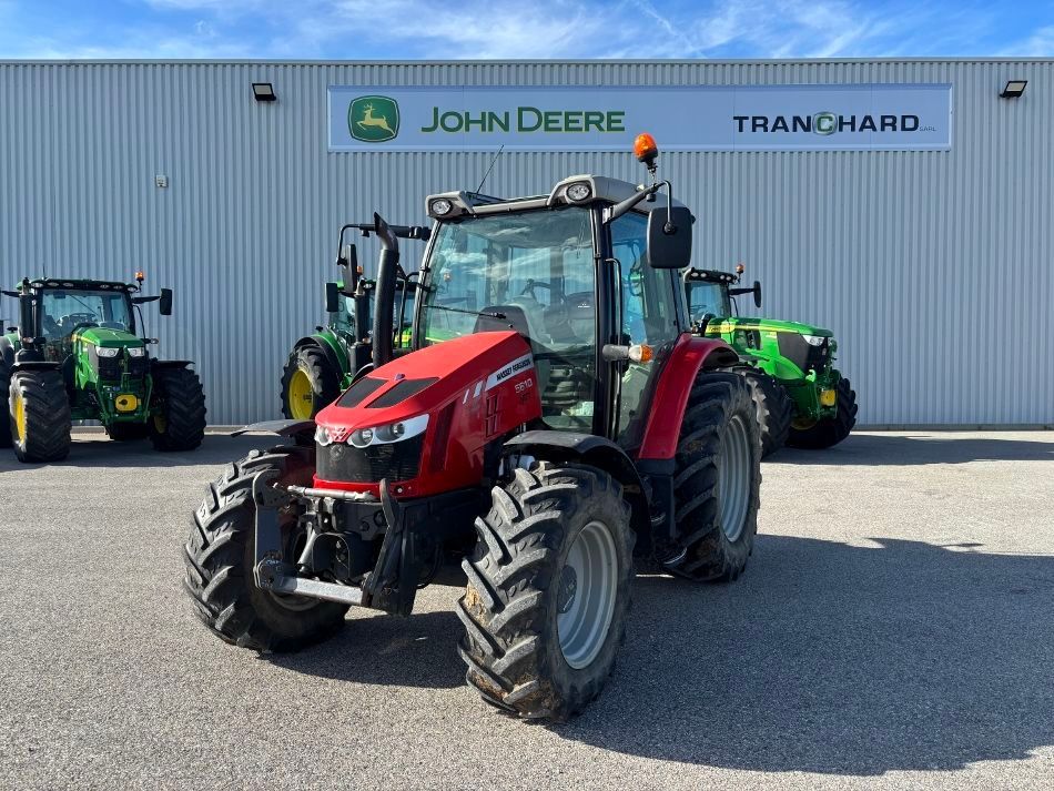 Massey Ferguson 5610 Traktor 31 500 €