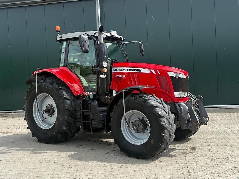 Massey Ferguson 7624 Dyna-VT Tractor 47.500 €