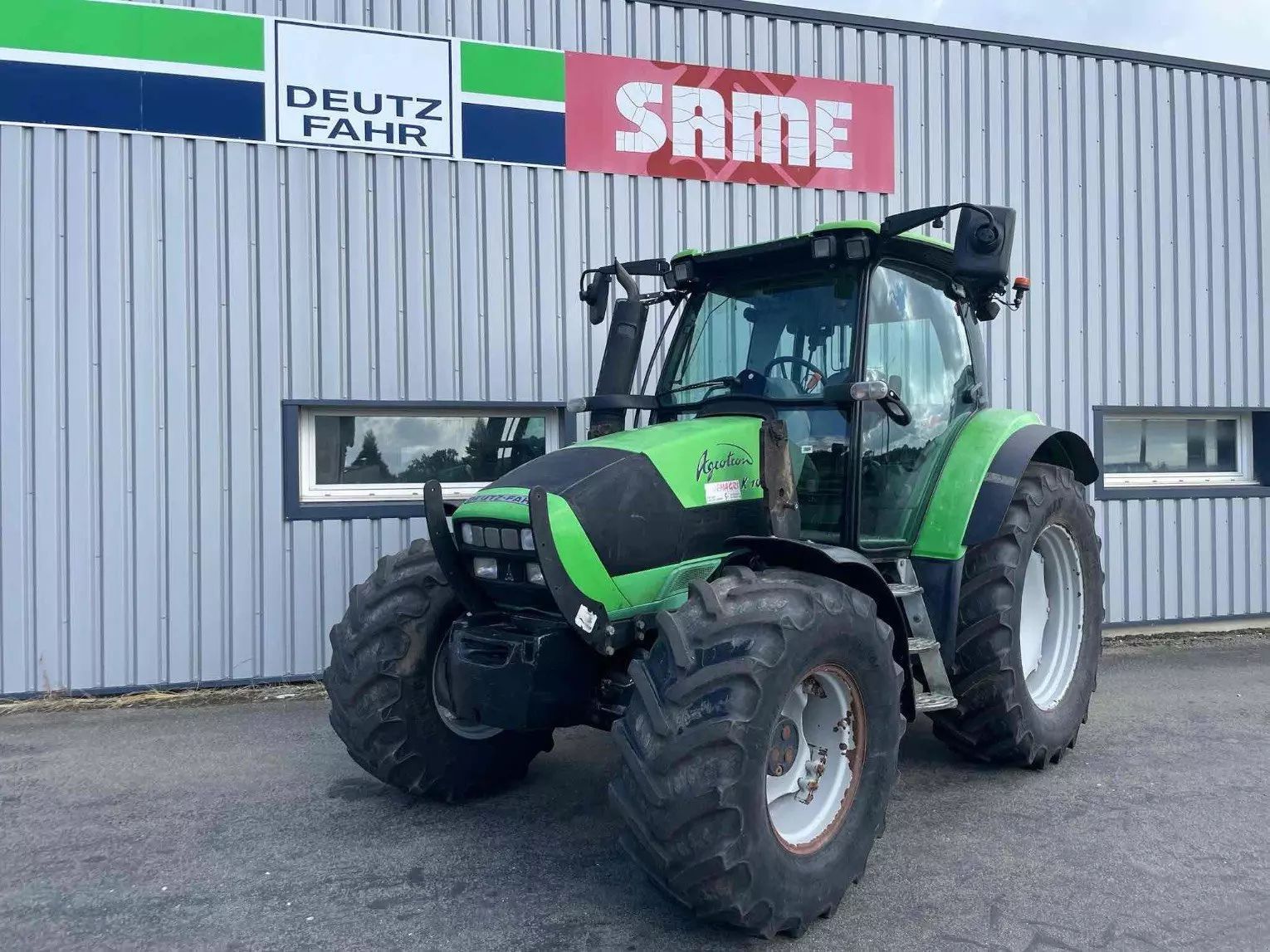E-FARM: Deutz-Fahr Agrotron K 100 - Traktor - id EK5KMCV - 27.500 € - Baujahr: 2008 - Abgelesene Motorstunden: 7.336,Motorleistung (PS): 100,Frankreich