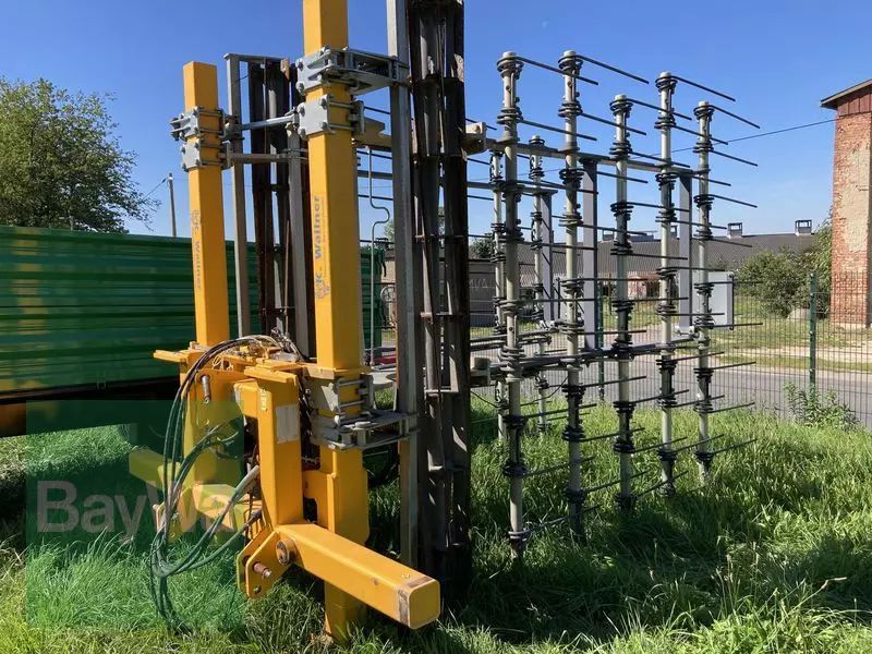 E-FARM: WALLNER striegel multifunktionell - Inne uprawy roli - id AXYCIJK - 8500 € - Rok produkcji: 2016 - Niemcy