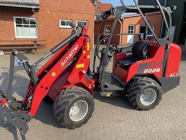 Schäffer 2028 SLT Minilæsser 25.000 €