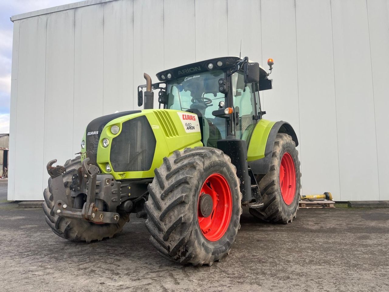 E-FARM: Claas Arion 640 - Tractor - id MIR5TMX - €65,000 - Year of construction: 2015 - Engine hours: 5,020,Engine power (HP): 165,France
