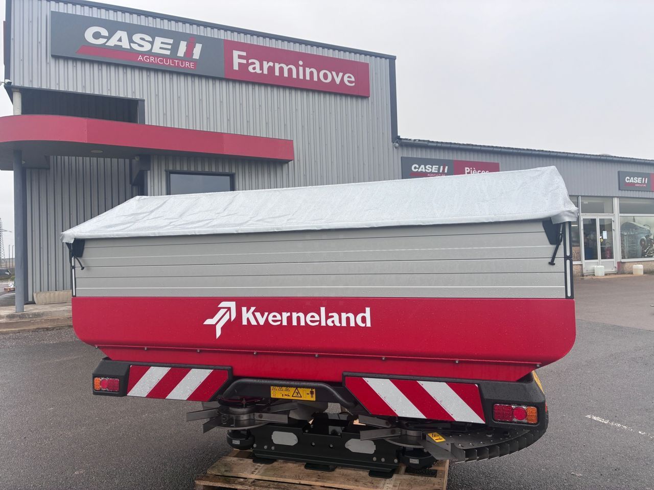 Kverneland exacta tla geospread 3225 Spandiconcime 19.500 €