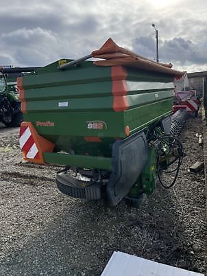 E-FARM: Amazone za-m profis - Fertiliser spreader - id DNX78UU - €9,500 - Year of construction: 2012 - France