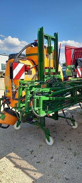 E-FARM: Amazone uf 1200/feldspritze/15 m gestänge/1200 liter - Opryskiwacz - id CHWMEB4 - 7983 € - Rok produkcji: 2004 - Niemcy