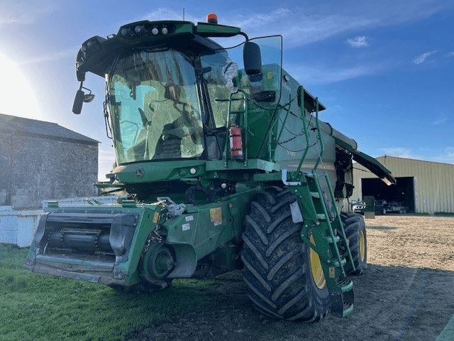 E-FARM: John Deere S780 - Combine harvester - id 3RDDWQY - €350,000 - Year of construction: 2022 - Engine hours: 1,200,France