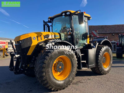 E-FARM: JCB Fastrac 4220 - Traktor - id IECQJM3 - 97.632 € - Baujahr: 2022 - Abgelesene Motorstunden: 3.632,Motorleistung (PS): 220,Vereinigtes Königreich