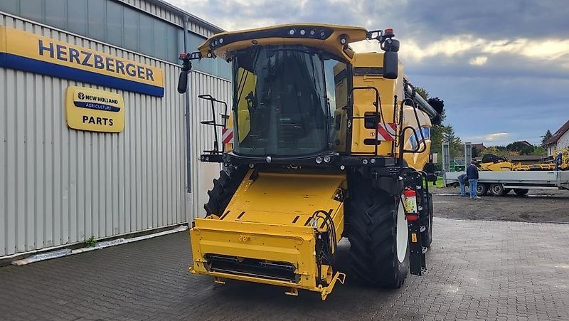 New Holland cx 8.70 Combine harvester €299,900