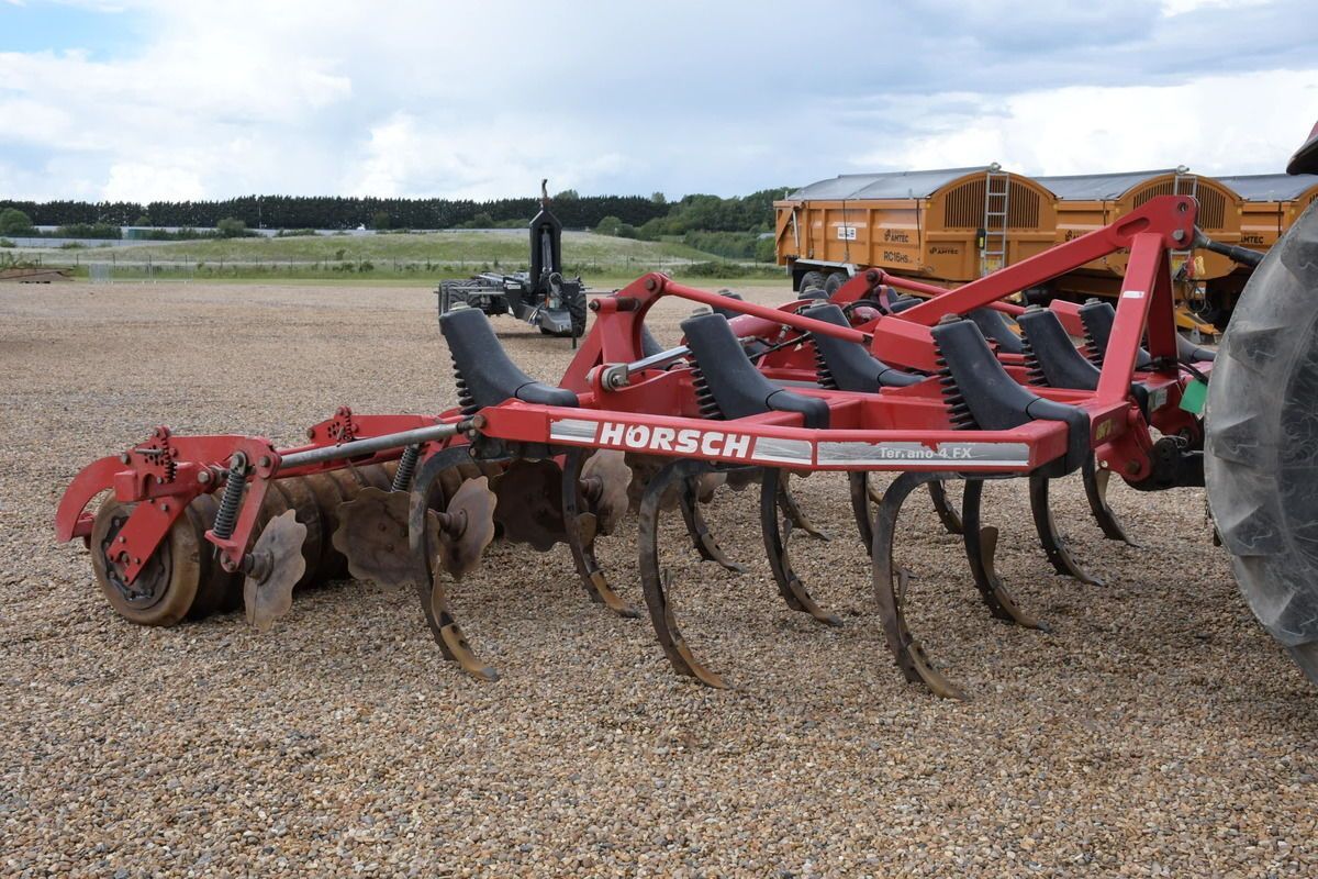 HORSCH Terrano 4 FX Kultivator 18.223 €