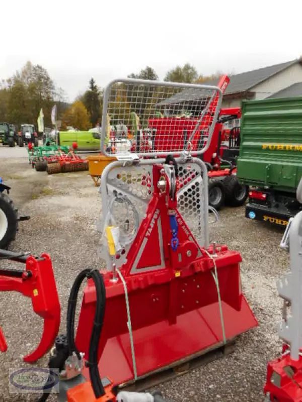 E-FARM: Tajfun egv 65 ahk - Équipement forestier - id RX491WH - 8 325 € - Année: 2023 - Autriche