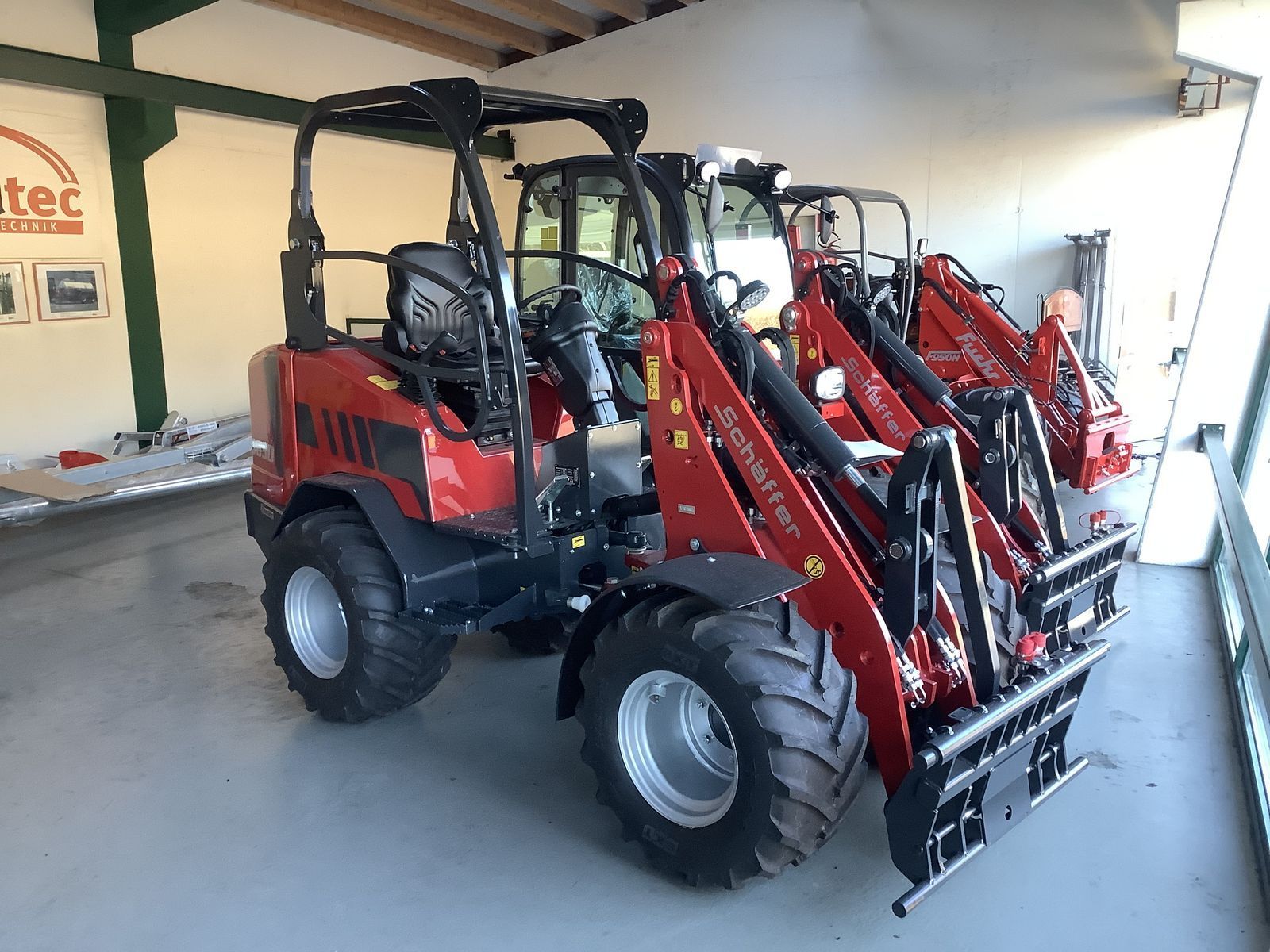 E-FARM: Schäffer 3630 - Ładowarka kołowa - id MYRQFXG - 38 325 € - Rok produkcji: 2022 - Motogodziny: 5,Moc silnika: 25,Austria