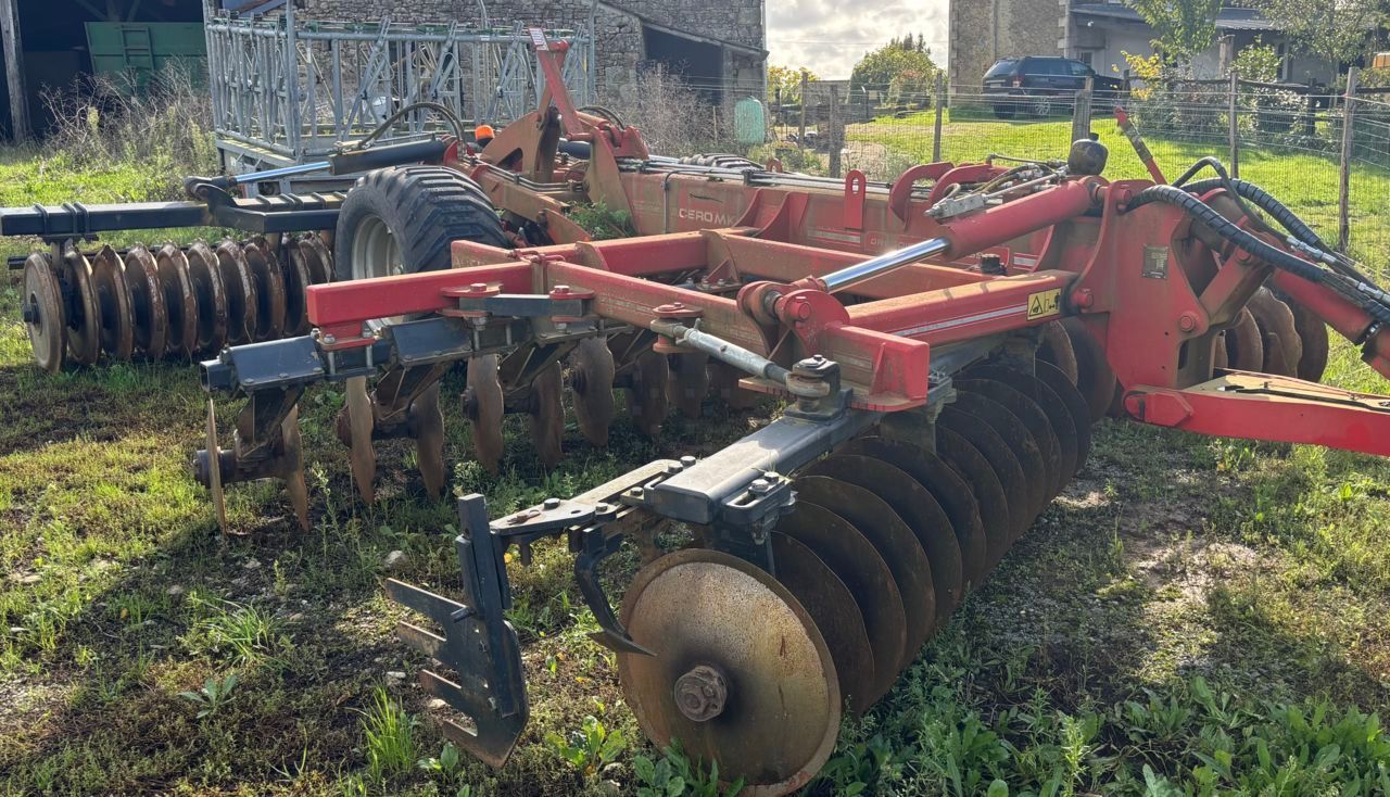 E-FARM: GREGOIRE BESSON acero mk - Disc harrow - id K4ZPCKT - €18,500 - Year of construction: 2017 - France